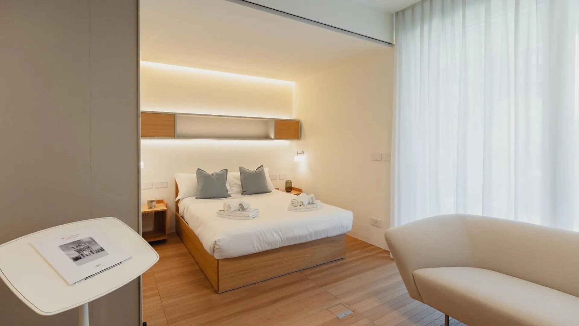 Gohost - Stylish Apartment 10 Min From Central Station Milan