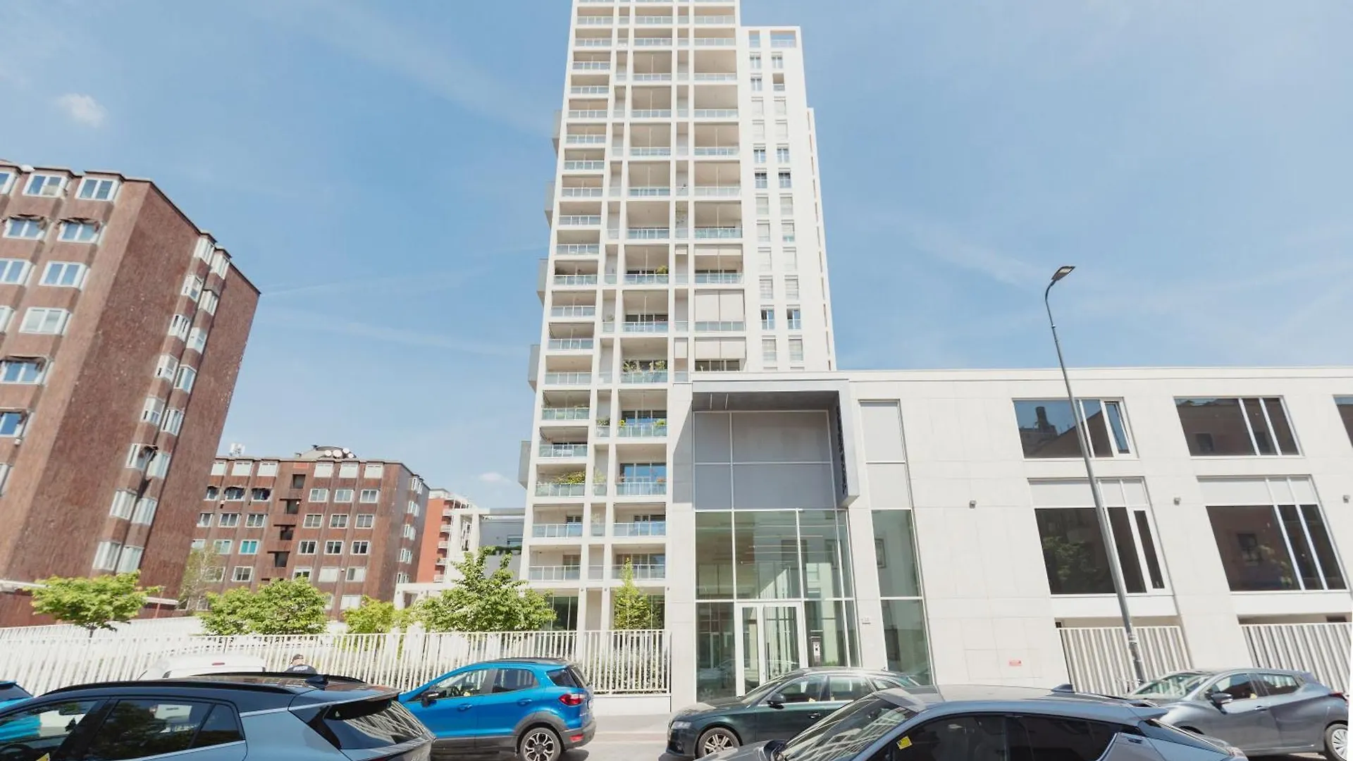Gohost - Stylish Apartment 10 Min From Central Station Milan 0*,